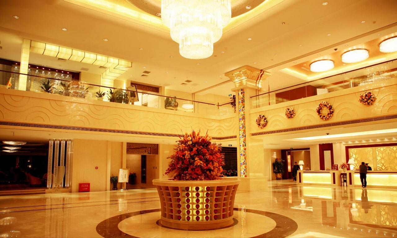 Beijing Lijingwan International Hotel Chaoyang  Exterior photo